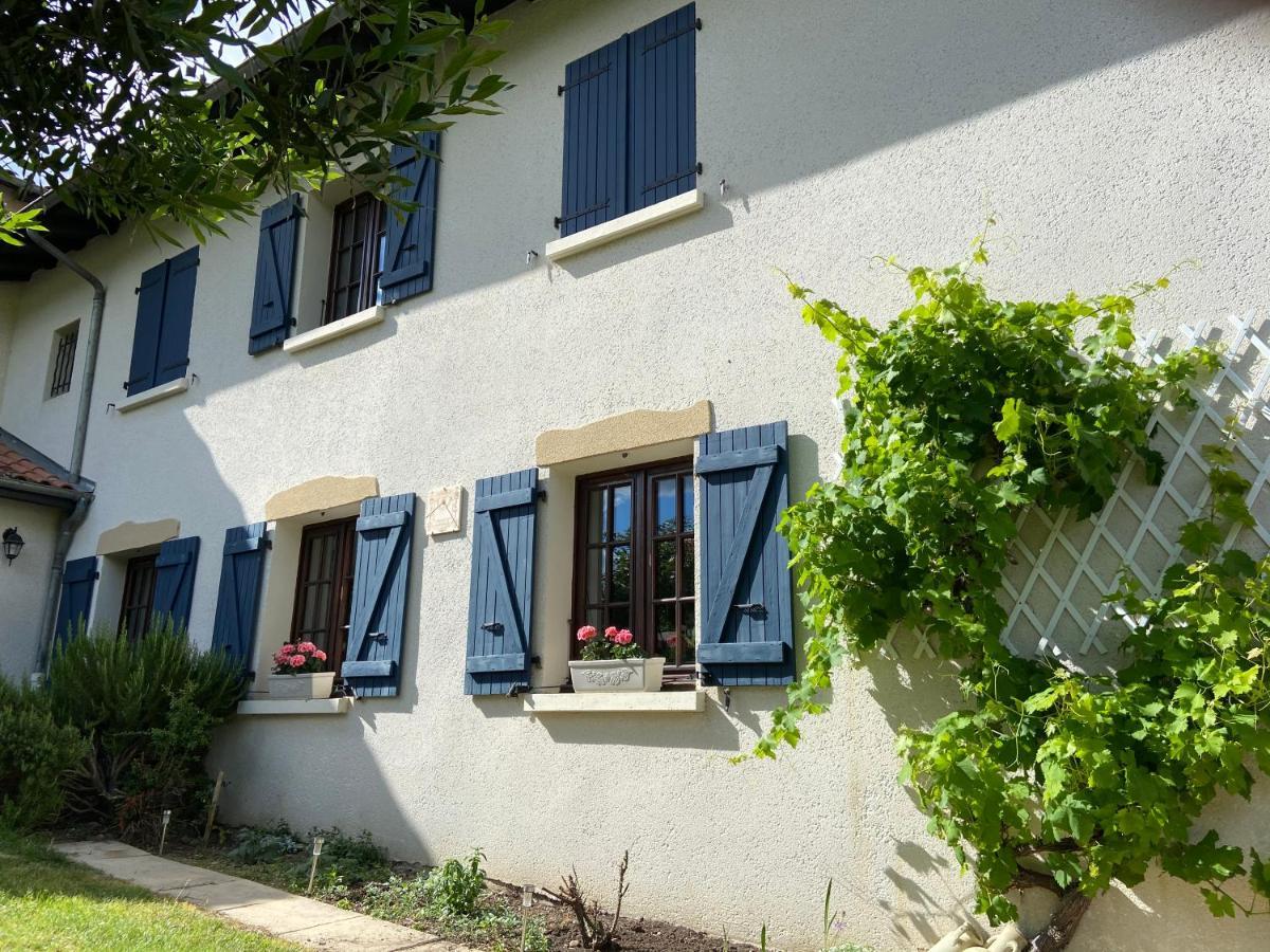 Le Regrimet Avec Parking Gratuit Et Prive Bed & Breakfast Lens-Lestang Екстериор снимка